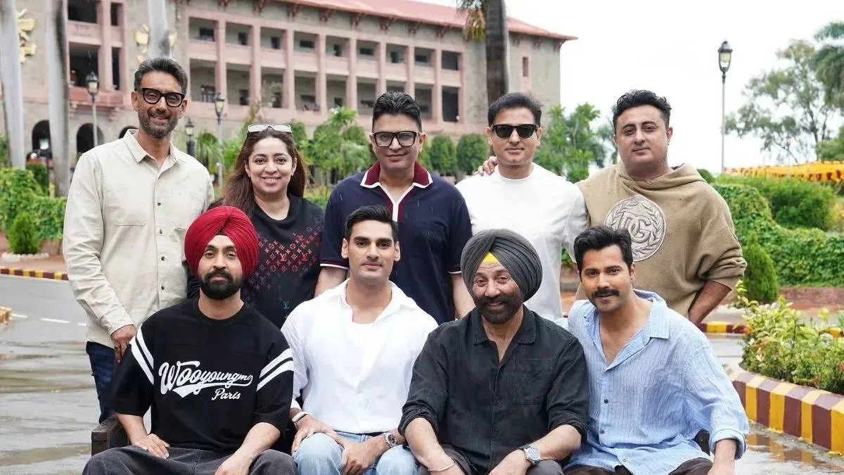 Sunny Deol-Diljit Dosanjh ਦੀ ਫਿਲਮ Border 2 ਦੇ ਟੀਜ਼ਰ ਨੂੰ ਮਿਲਿਆ U/A ਸਰਟੀਫਿਕੇਟ, ਇਸ ਦਿਨ ਦੇਖਣ ਨੂੰ ਮਿਲੇਗੀ ਪਹਿਲੀ ਝਲਕ