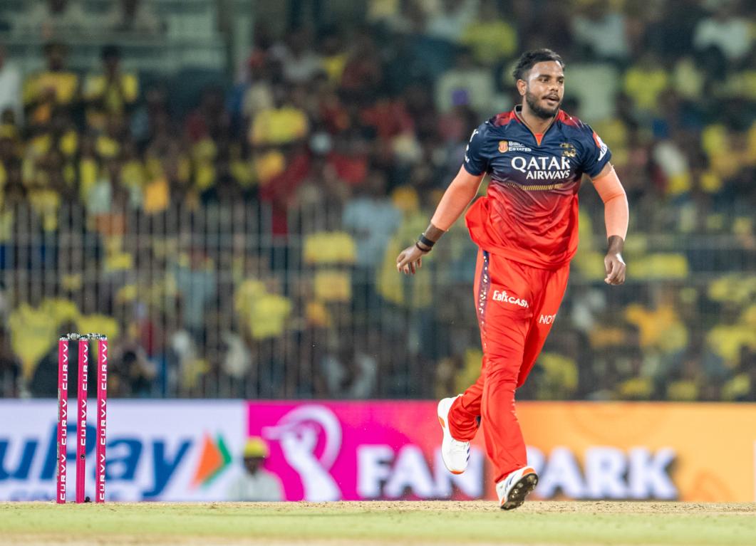 Cricketer Yash Dayal: ਭਾਰਤੀ ਕ੍ਰਿਕਟਰ ਯਸ਼ ਦਿਆਲ ਦੀਆਂ ਵਧੀਆਂ ਮੁਸ਼ਕਿਲਾਂ, ਇਸ T-20 ਲੀਗ ਨੇ ਲਾਈ ਪਾਬੰਦੀ Cricketer Yash Dayal: ਭਾਰਤੀ ਕ੍ਰਿਕਟਰ ਯਸ਼ ਦਿਆਲ ਦੀਆਂ ਵਧੀਆਂ ਮੁਸ਼ਕਿਲਾਂ, ਇਸ T-20 ਲੀਗ ਨੇ ਲਾਈ ਪਾਬੰਦੀ