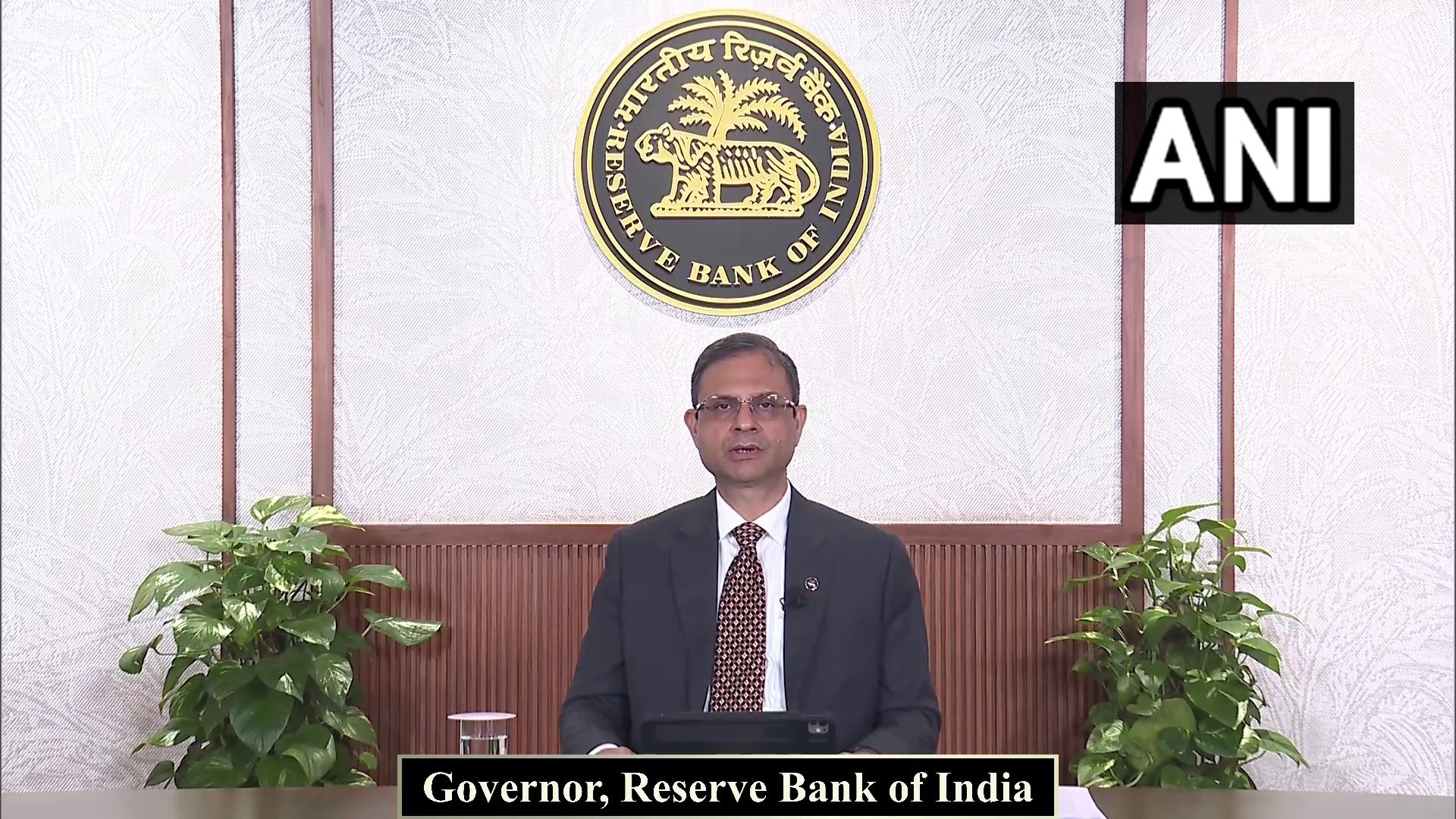 RBI ने कर दिया ऐलान, नहीं घटाया रेपो रेट, EMI में कोई बदलाव नहीं RBI ने कर दिया ऐलान, नहीं घटाया रेपो रेट, EMI में कोई बदलाव नहीं